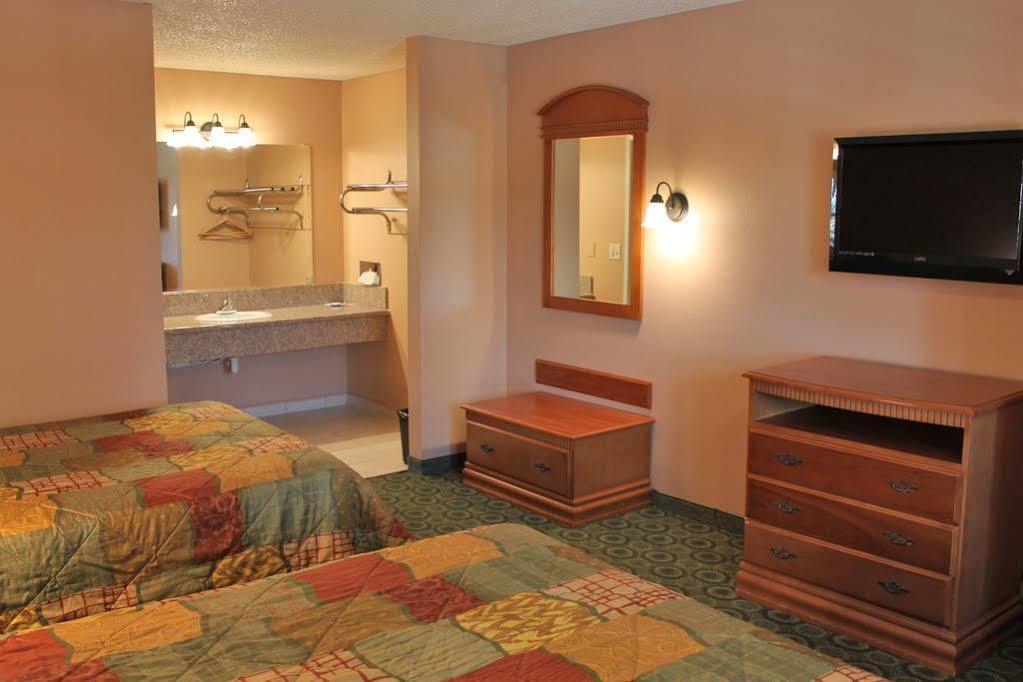 Orange Tustin Inn In オレンジ エクステリア 写真