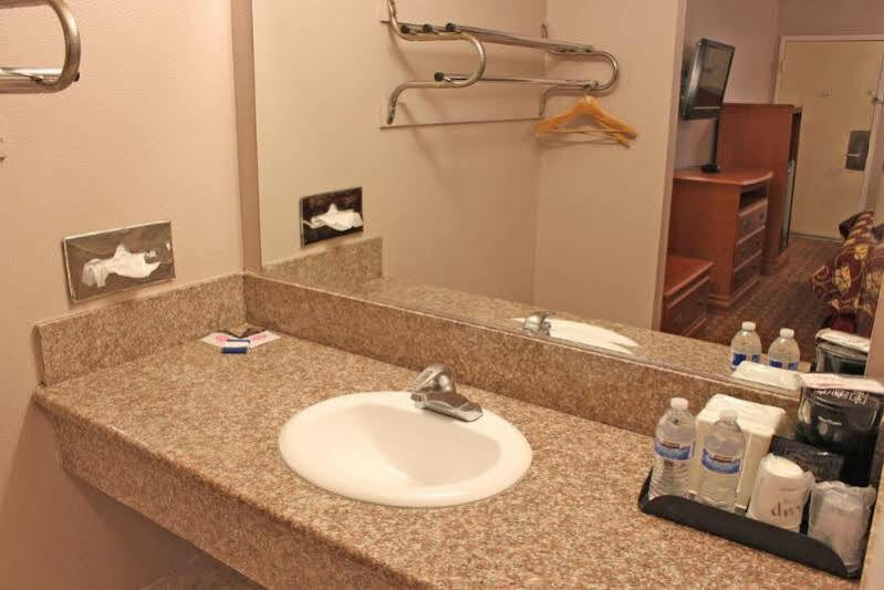 Orange Tustin Inn In オレンジ エクステリア 写真